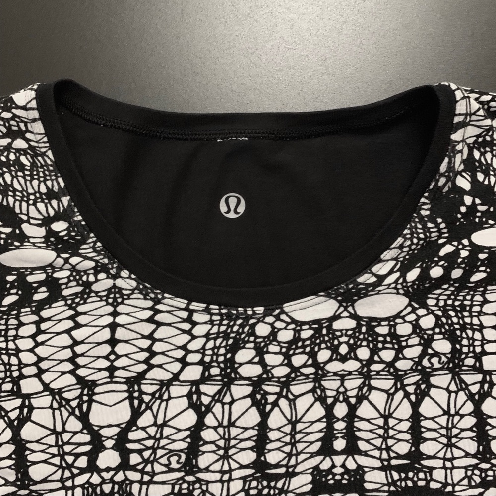 LULULEMON Cabin Long Sleeve Tee II - Picture 6 of 8
